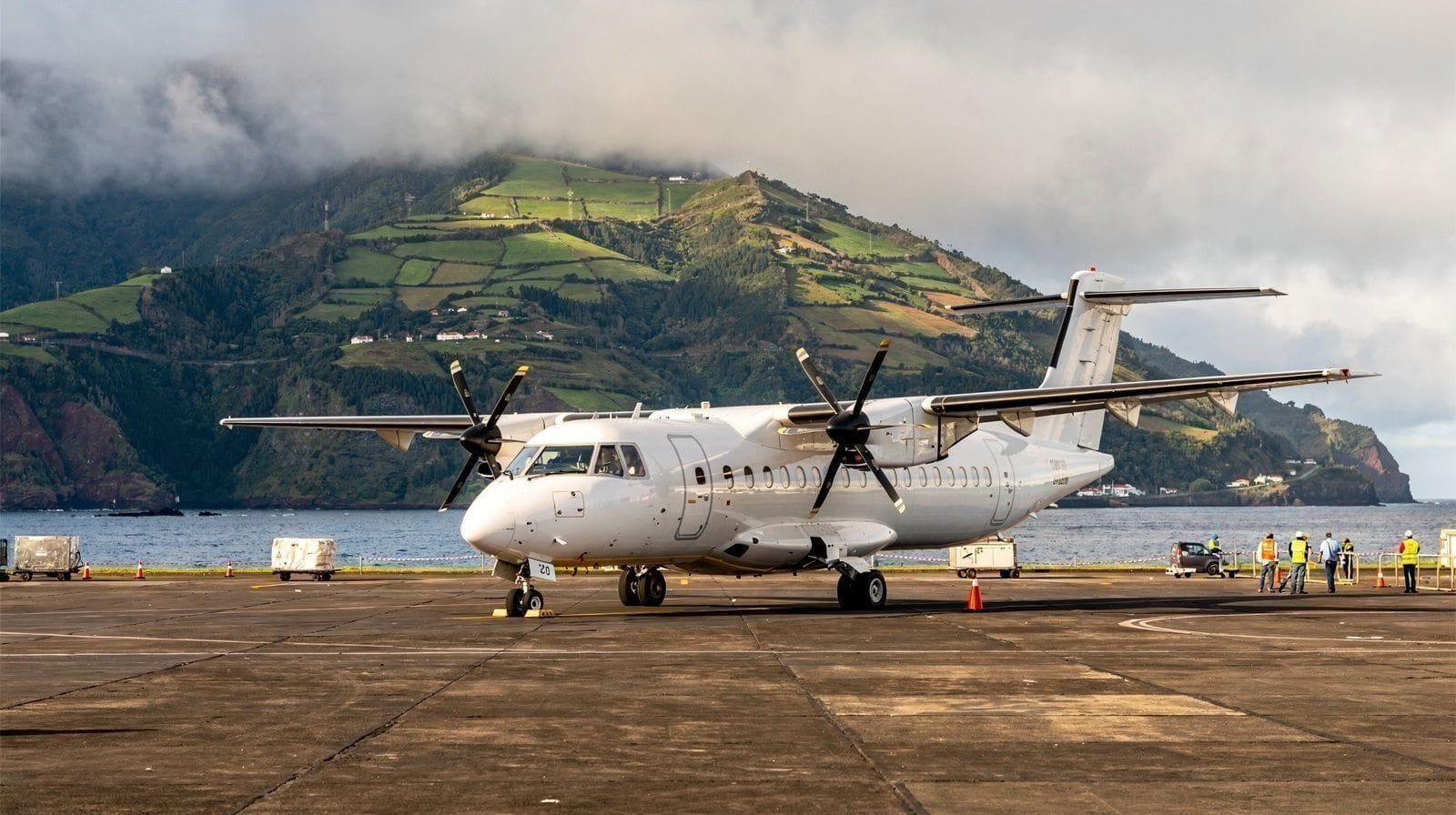 São Miguel vs Terceira: Qual Ilha dos Açores Visitar?