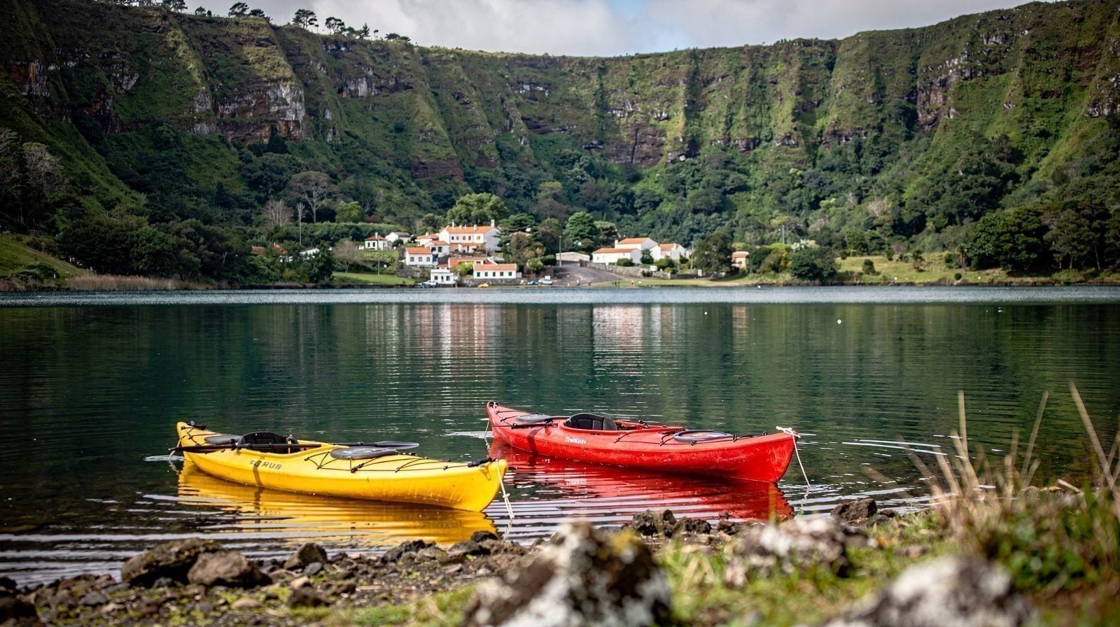 Caiaque nas Lagoas Gémeas de Sete Cidades